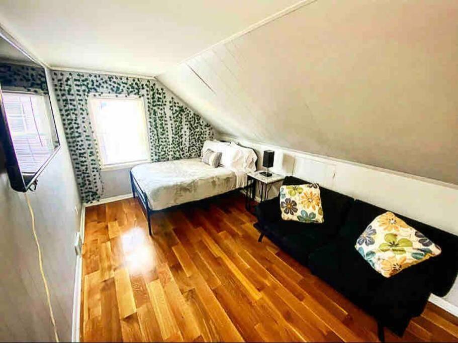Adorable&Cozy Suburban Home Mins From Dwtn/Airport Rochester Exterior foto